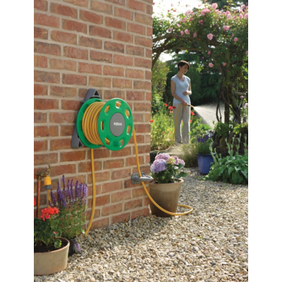 Hozelock Wall Mounted 15m Hose Reel Set