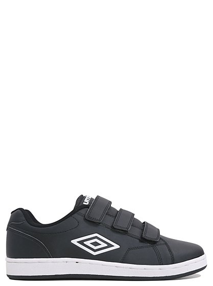 Umbro Terrace Trainers â Black | Men | George at ASDA