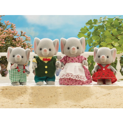 Sylvanian Families Elephant Family 4550