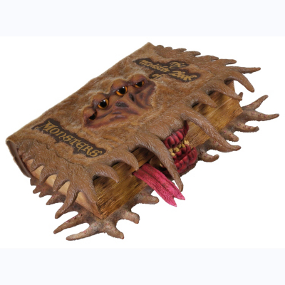 Tomy Harry Potter Monster Book of Secrets - 71339 71339