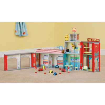 Plum Ingham Fire Station Wooden Play Set 41038