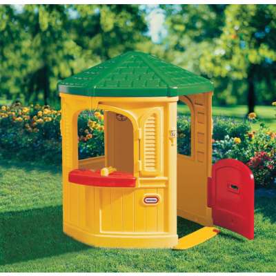 Cozy Cottage Playhouse 425700060