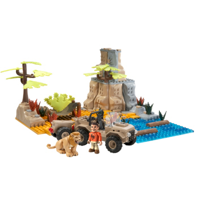 Deadly 60 Steves Deadly Safari Playset 4185