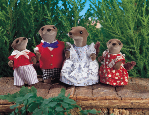 Sylvanian Families Otter Family 4061