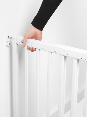 extendable baby gate asda