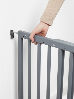 extendable baby gate asda