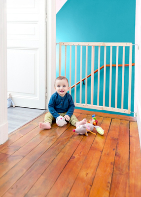 retractable baby gate asda