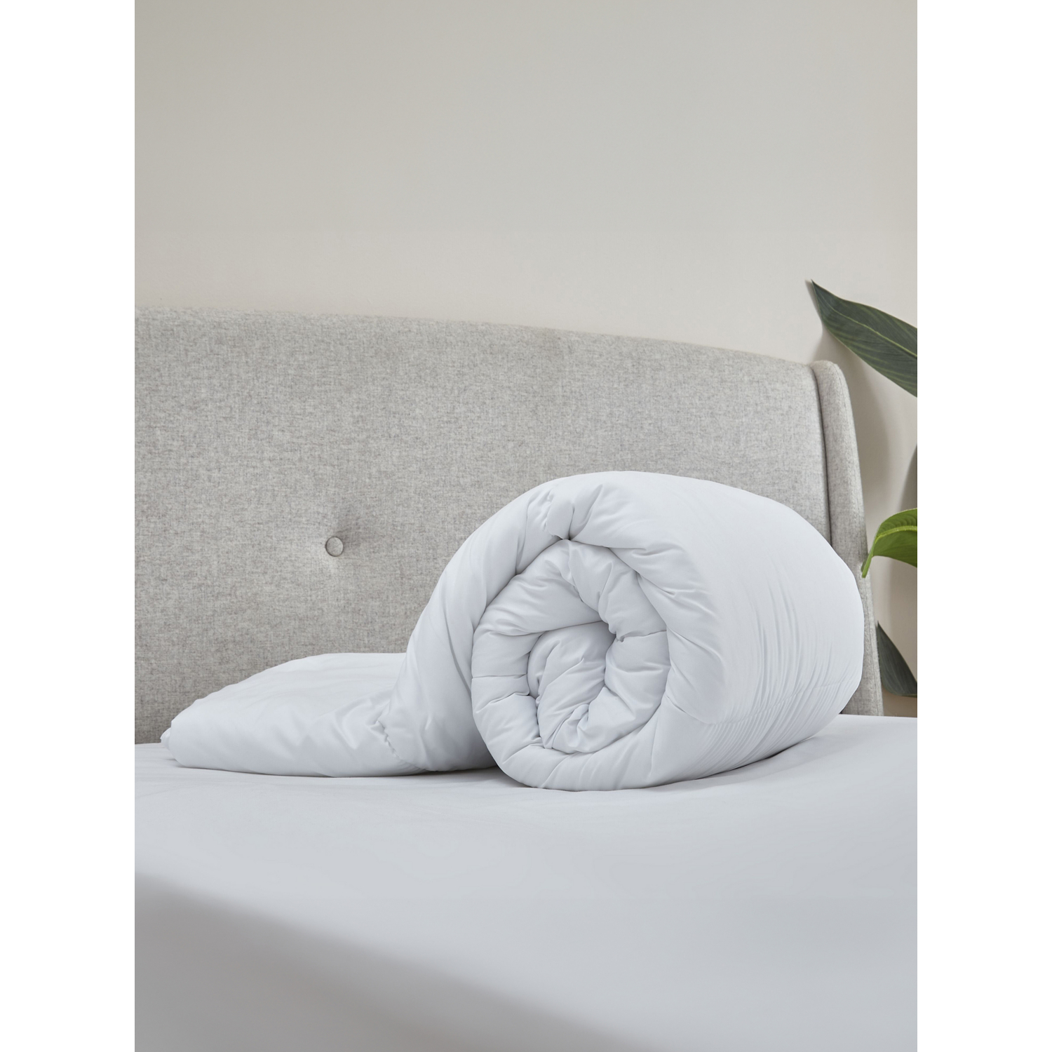 Cat White Catherine Lansfield So Soft Hollowfibre Duvet - 15 Tog