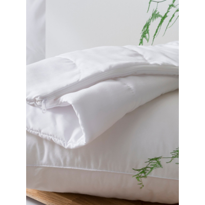 George Fine Bedding Company Spundown Pillow Protector - White