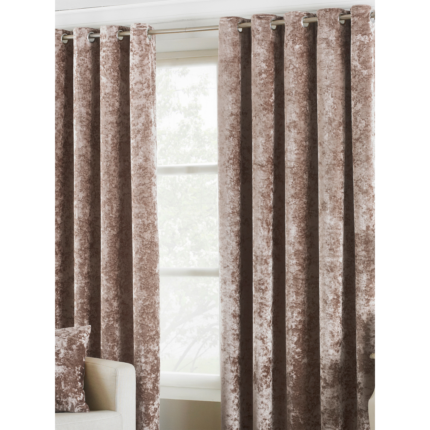 George Gold Paoletti Verona Crushed Velvet Eyelet Curtain