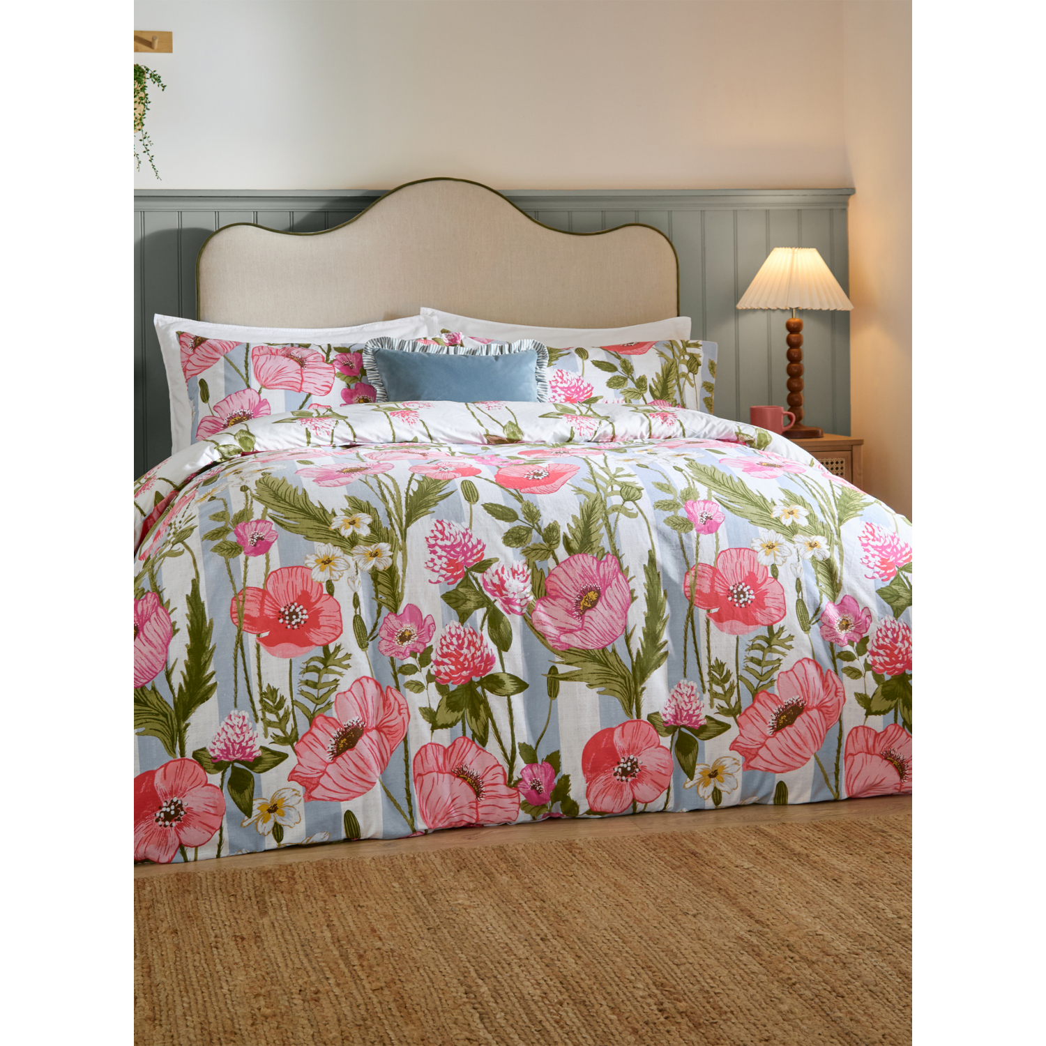 George Multi Wylder Poppy Trail Reversible Duvet Set