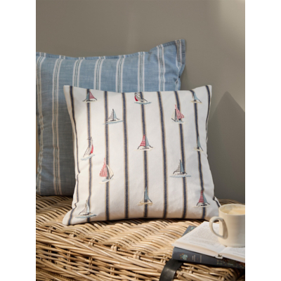 Abersoch Regatta Cushion - Navy - Ecru / 45cm / Polyester