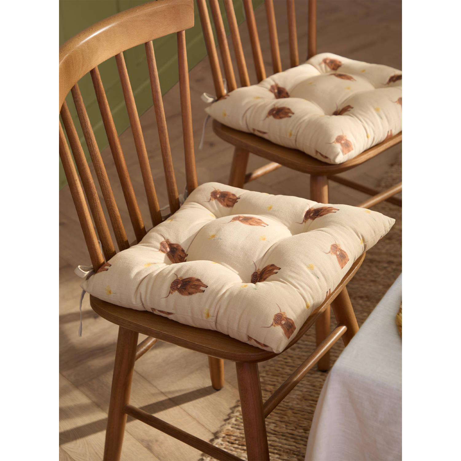 George Natural Ramble Highland Cow Cotton Slub Seat Pads - Pack Of 2