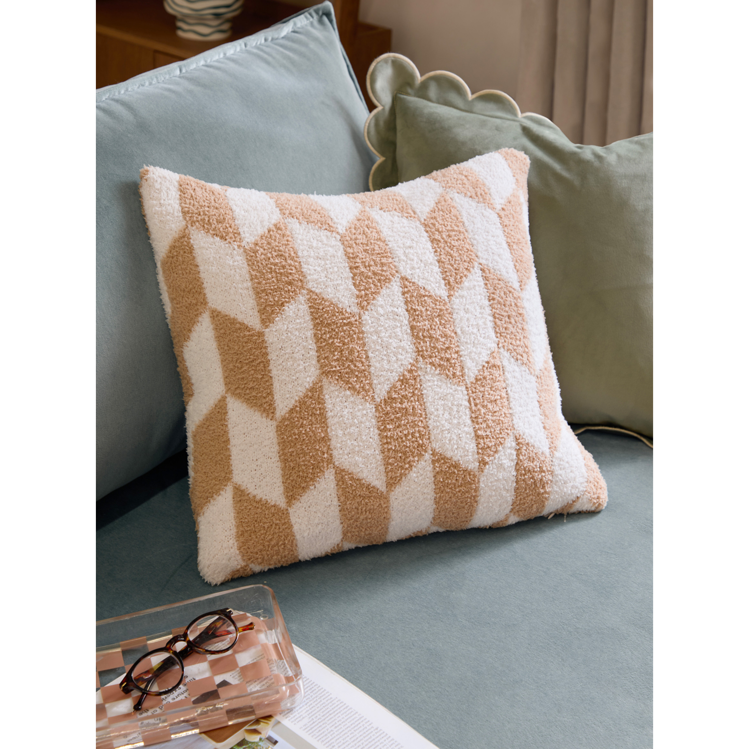 George Natural Furn Olsen Geometric Cushion