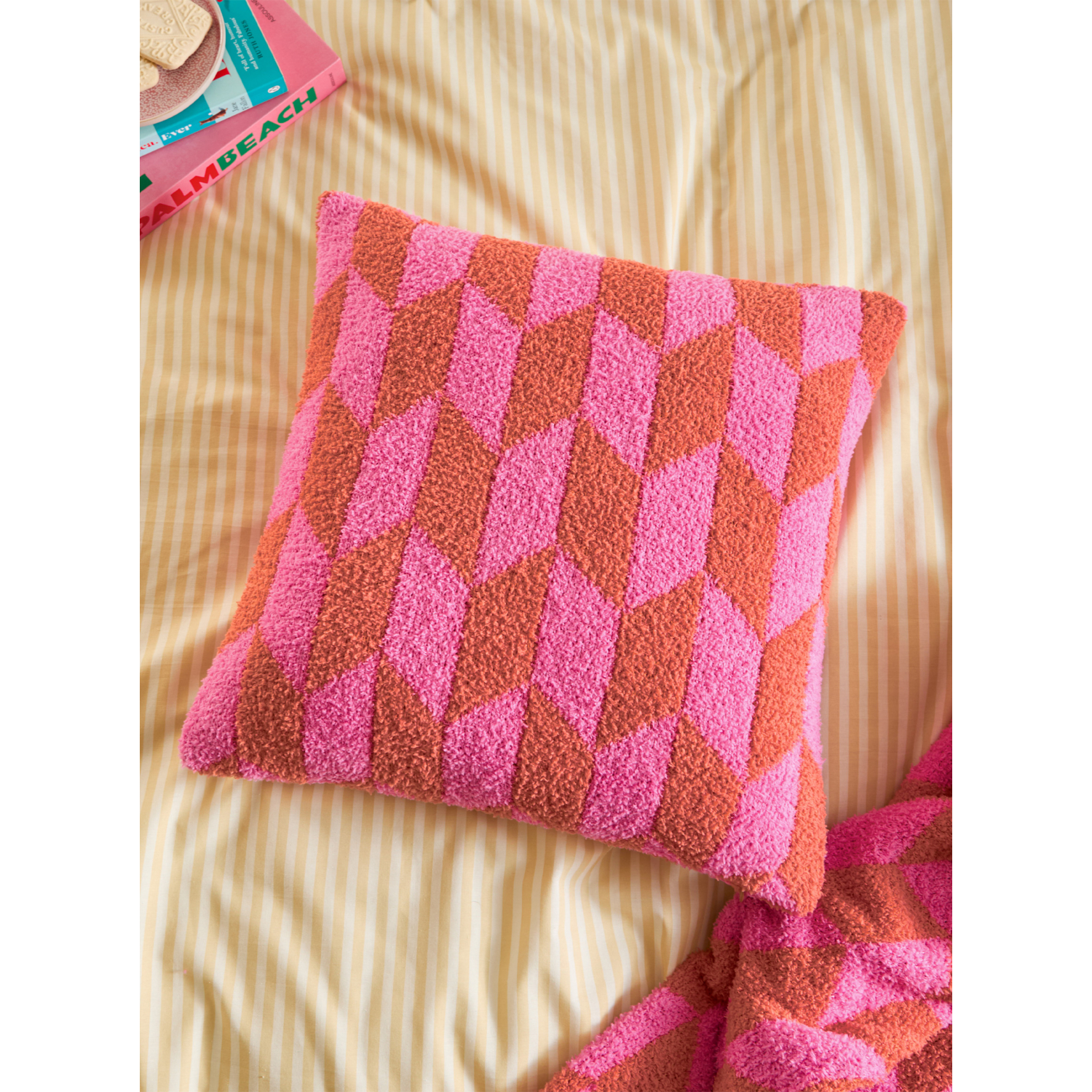 George Pink Furn Olsen Geometric Cushion