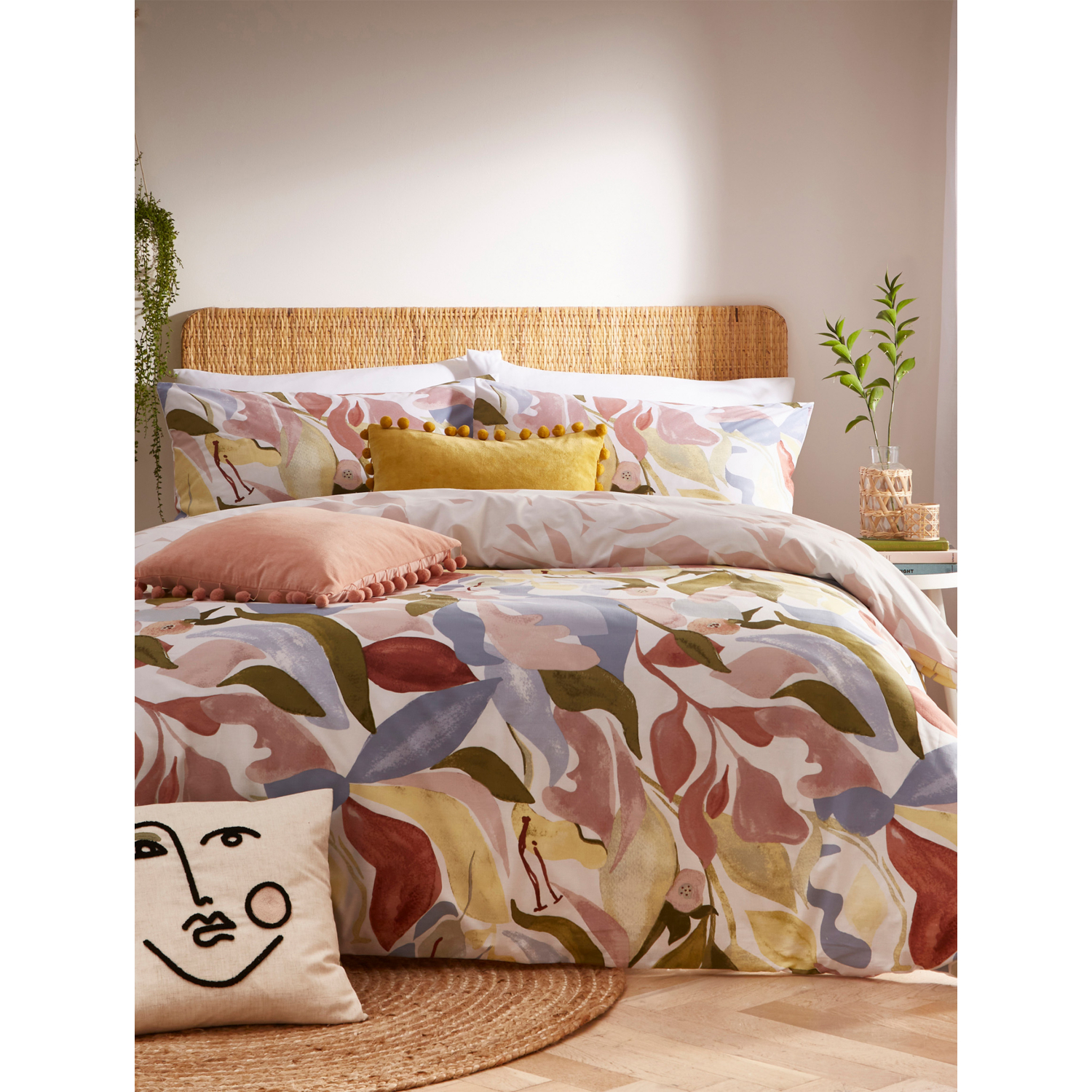 George Pink Furn Amarosa Abstract Floral Duvet Cover Set