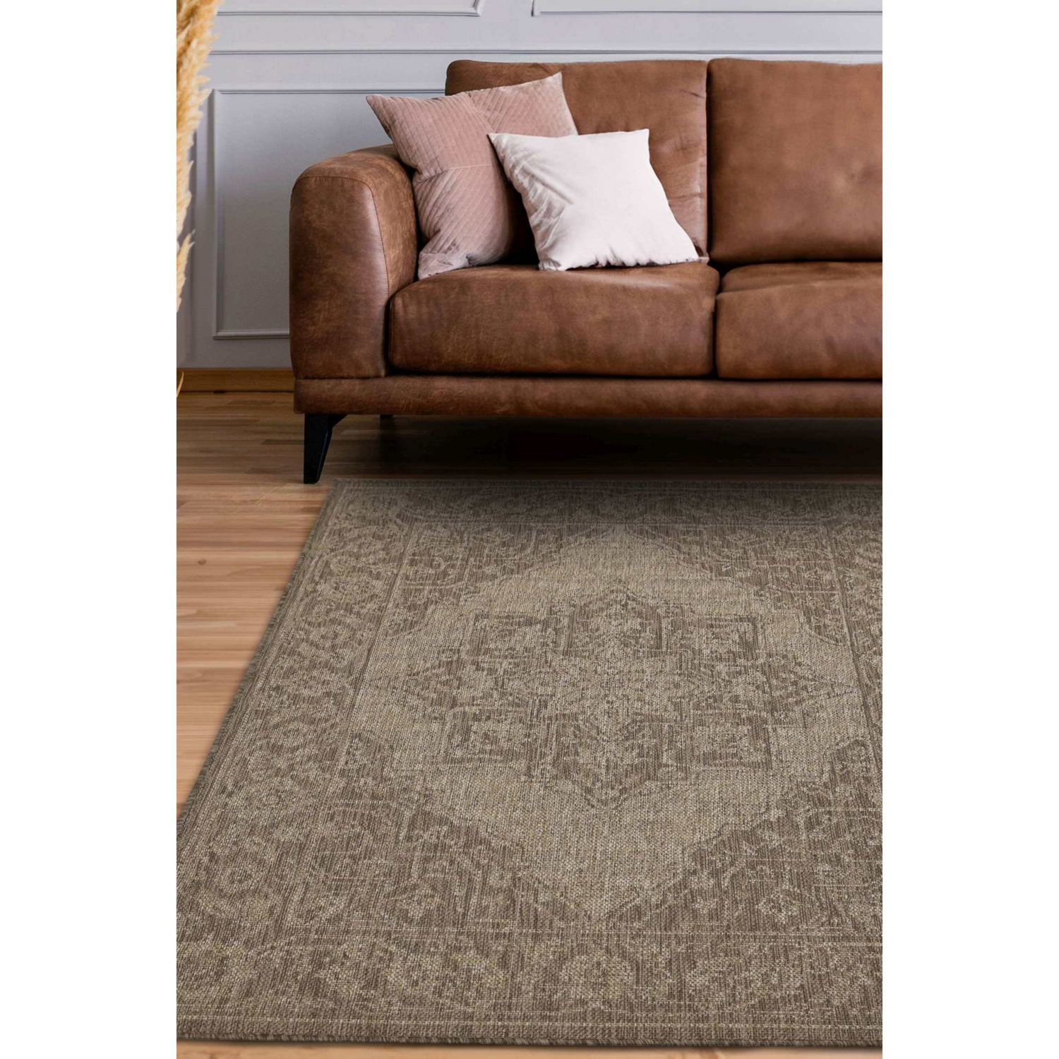George Home Latte Maker Gel Backed Medallion Rug