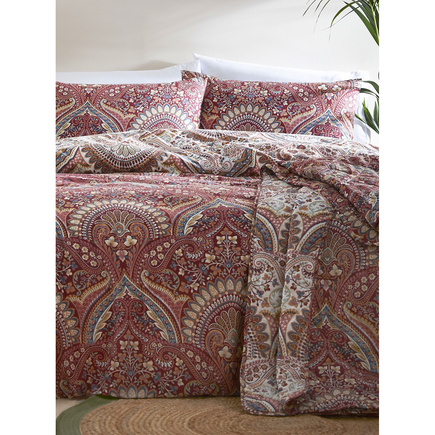 George Multi Dreams & Drapes Palais Bedspread - 195 X 230Cm