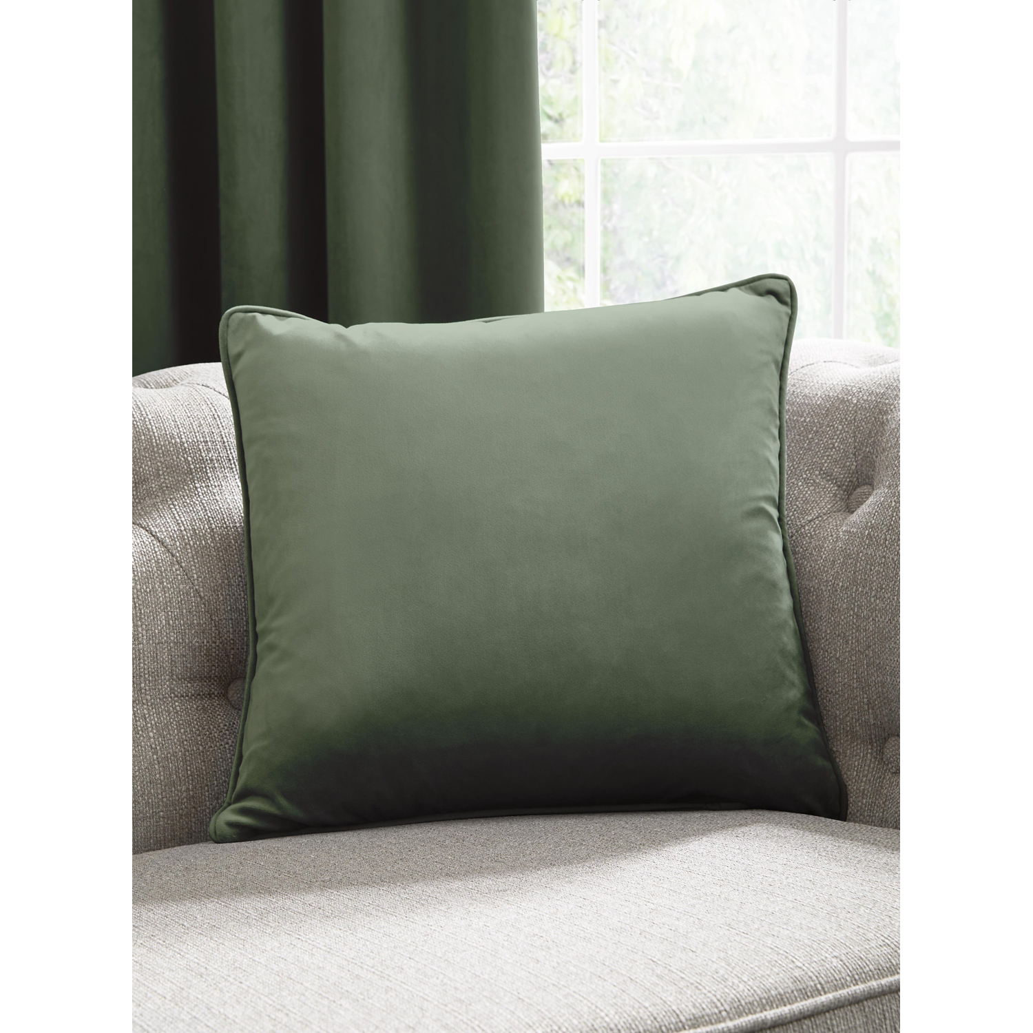 Laurence Llewelyn-Bowen Bottle Green 'Montrose' Luxury Filled Plain Velvet Cushion In | : 43Cm X 43Cm - Image 8