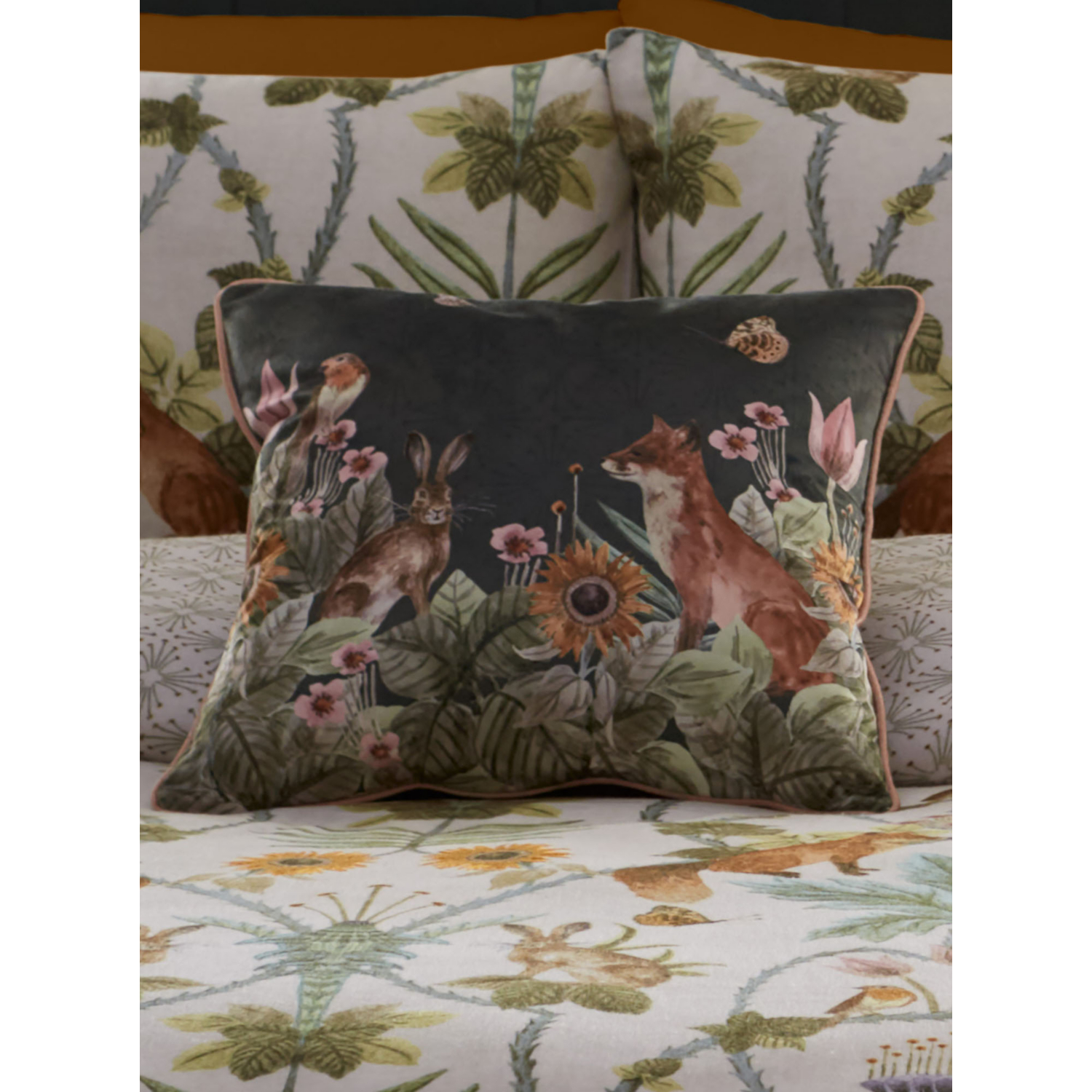 Apple Natural Appletree Foxdale Filled Cushion