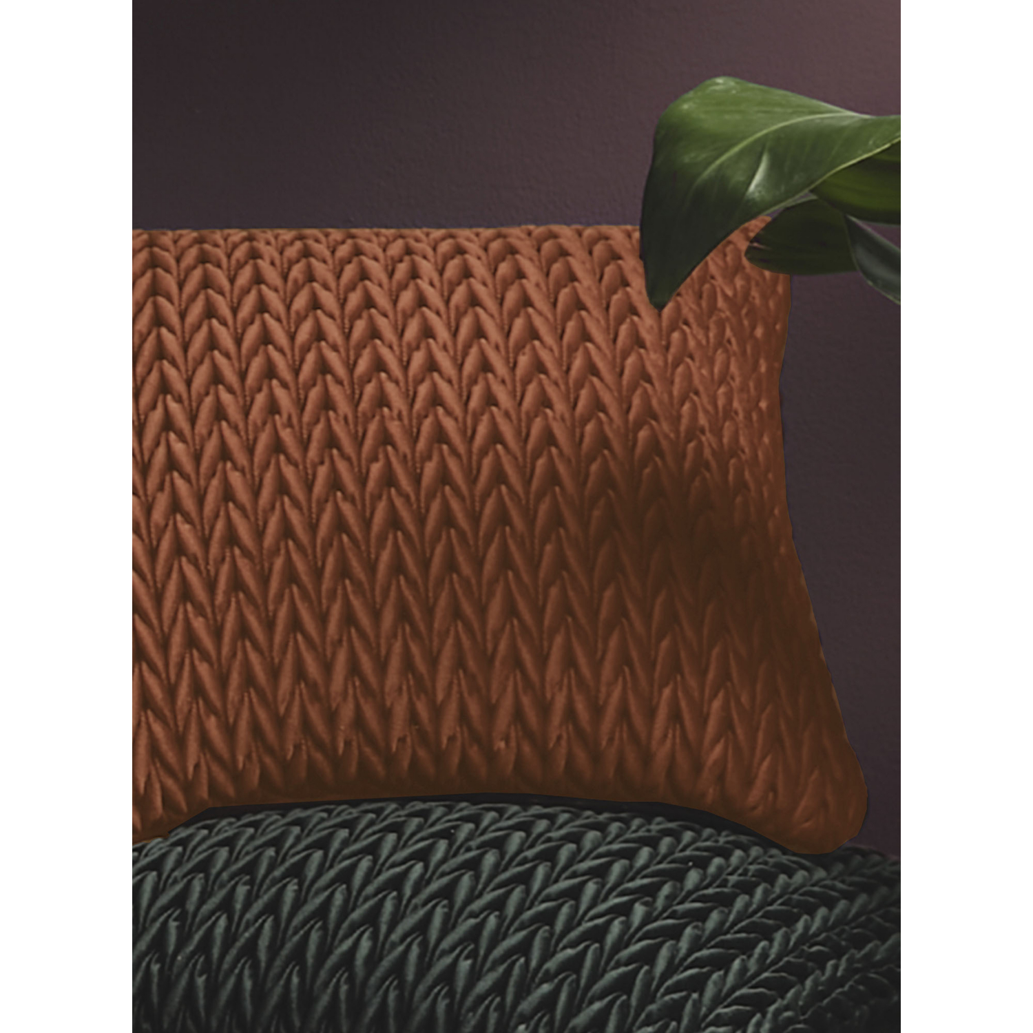 George Bronze Laurence Llewelyn-Bowen Amory Cushion