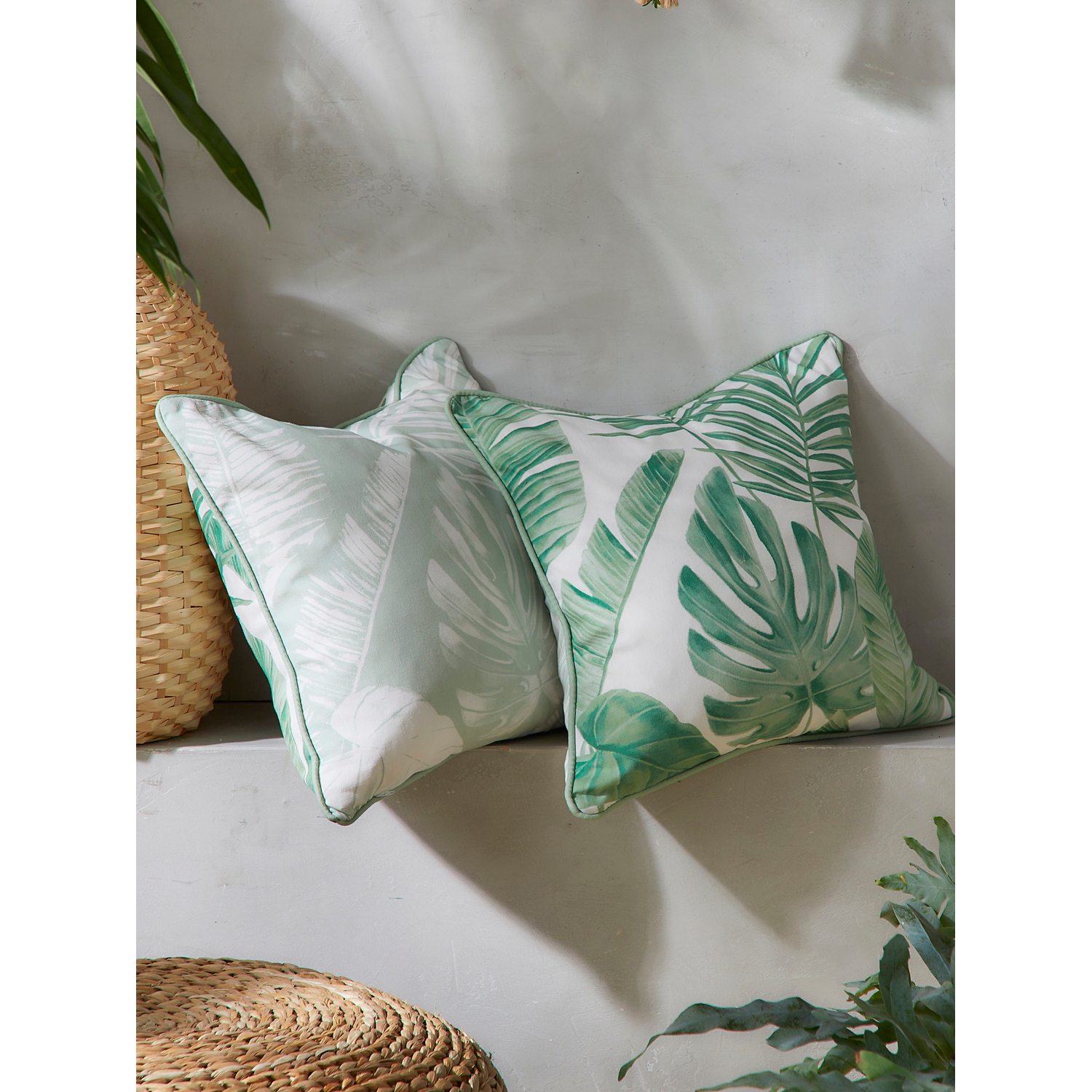 George Green D & D Tahiti Outdoor Filled Cushion