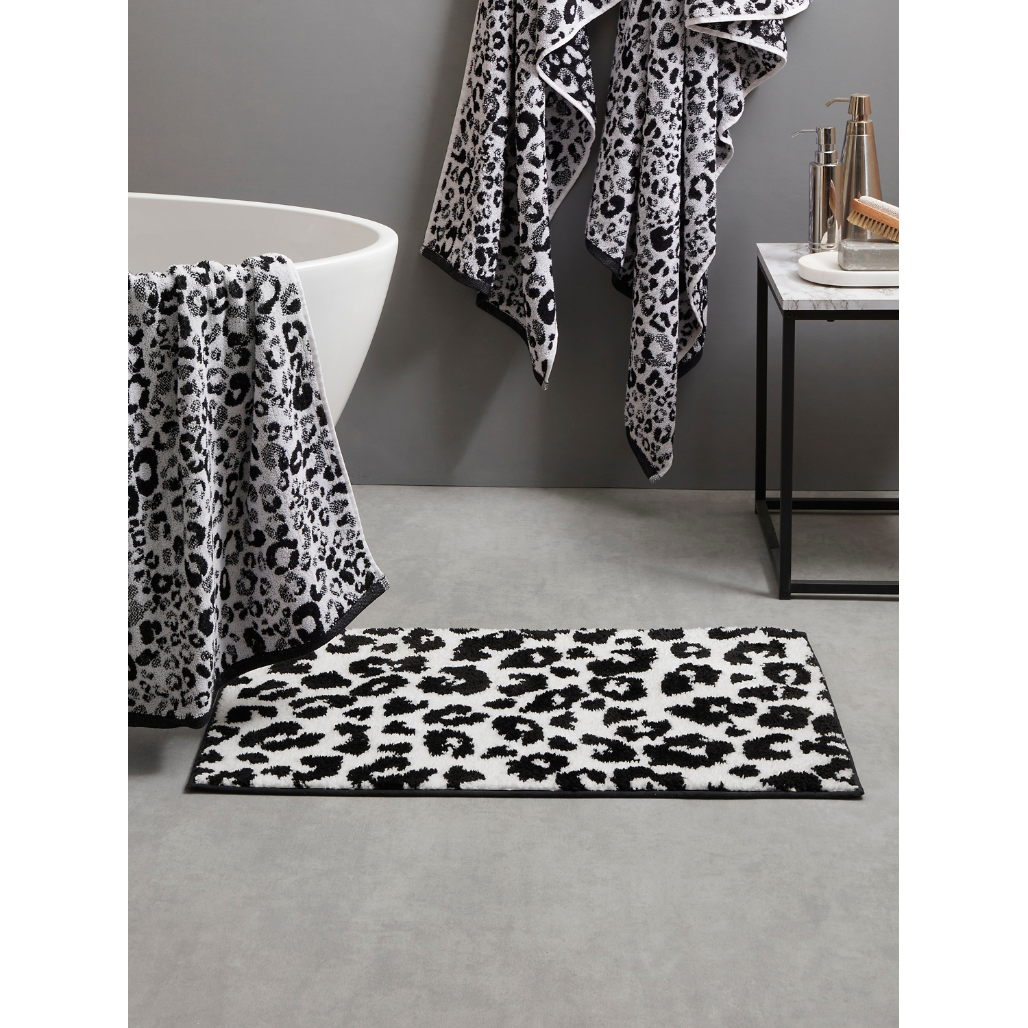 George Black & White Fusion Animal Print Bath Mat