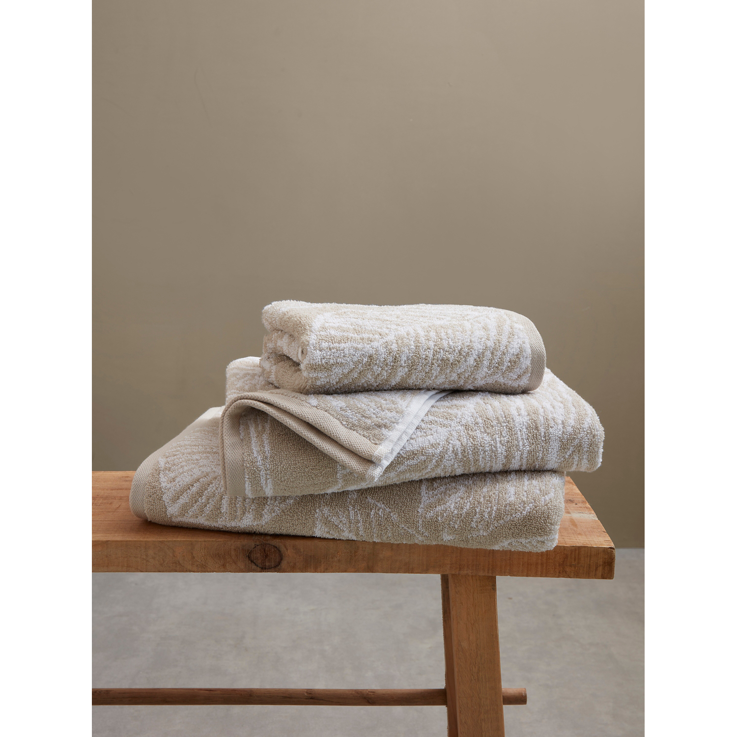 George Natural Fusion Matteo Towel Range