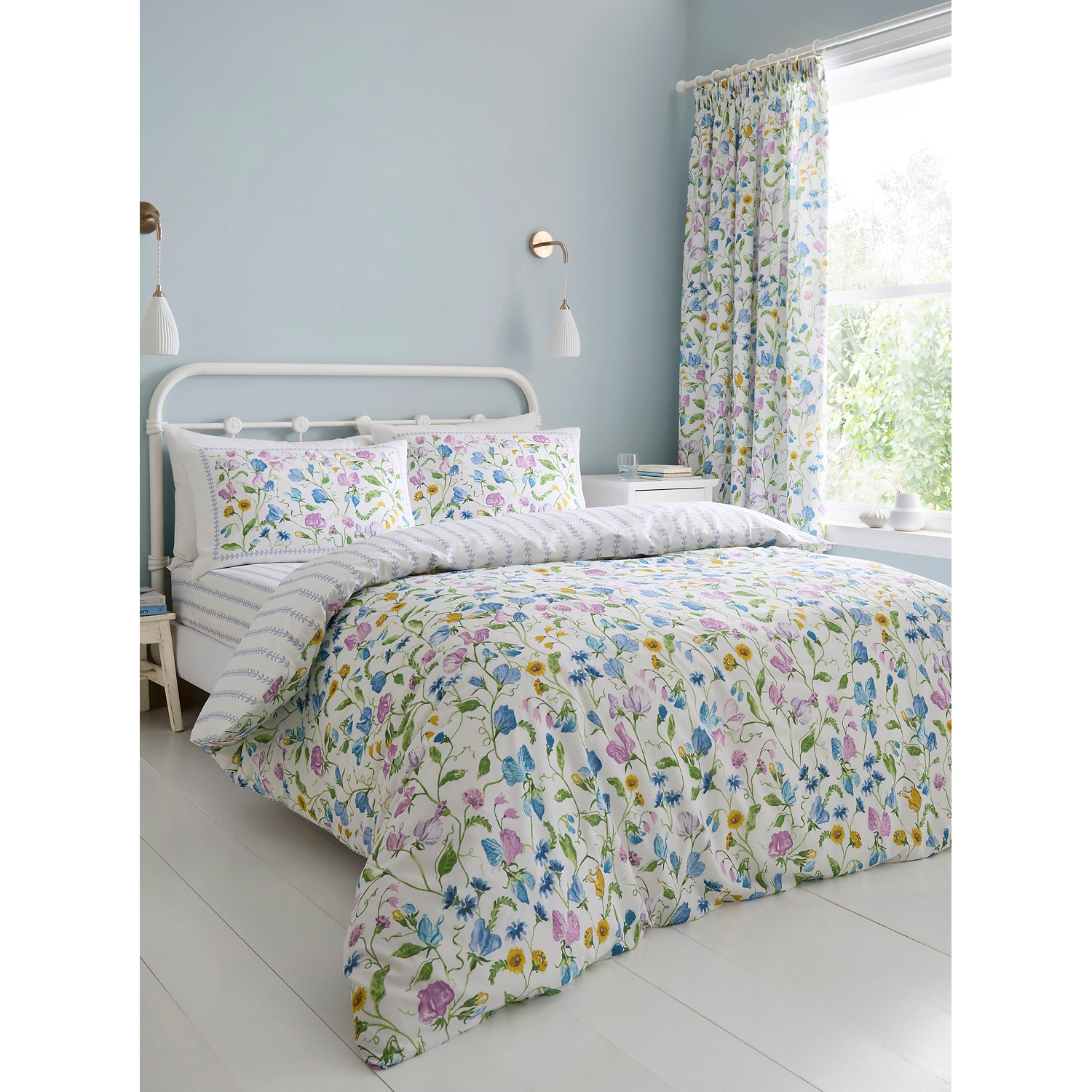 George Lilac Dreams & Drapes Sweetpea Floral Duvet Set
