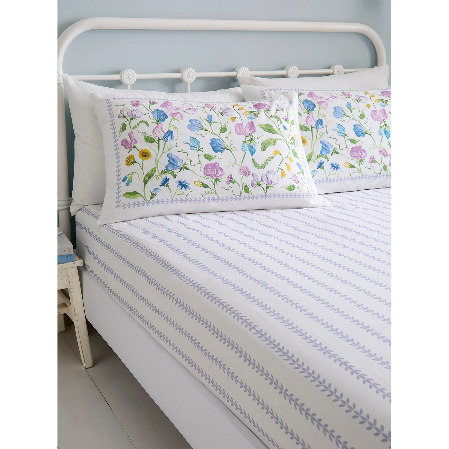 George Lilac Dreams & Drapes Sweetpea Floral Fitted Sheet