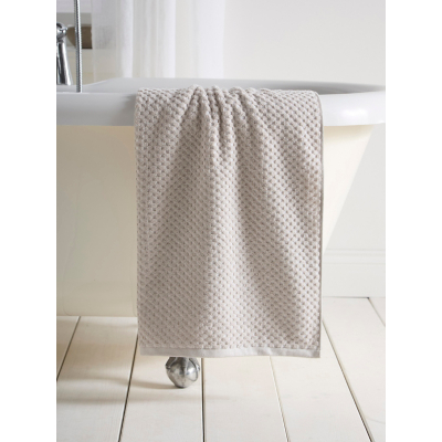 Dreams & Drapes 'Popcorn Check' Jacquard Towel in Natural | Size: Bath Sheet