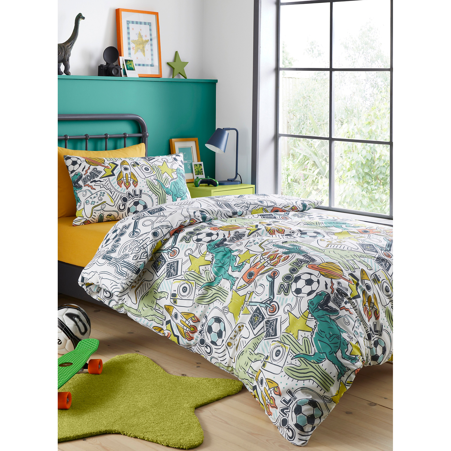 Zoom Multi Bedlam Doodle Duvet Cover Set
