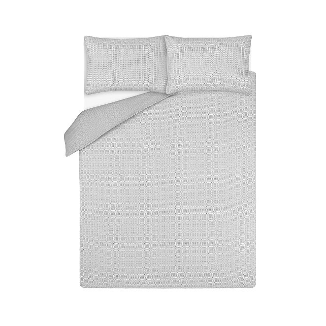 Dot Dash Easy Care Reversible Duvet Set Home George
