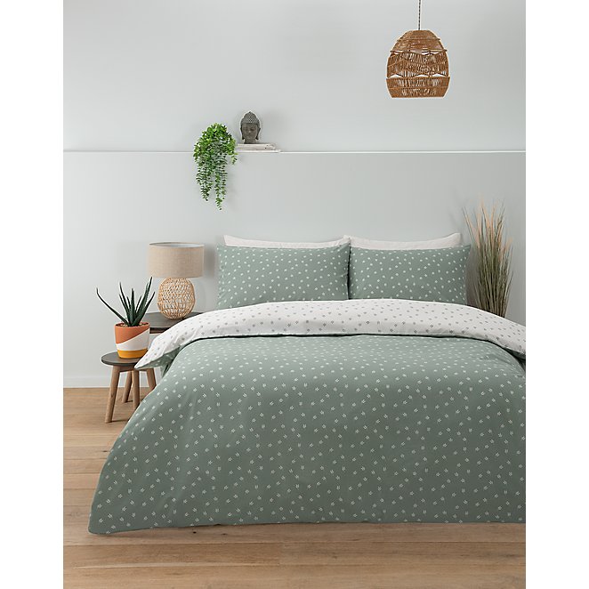 Green Antibacterial Ditsy Spring Duvet, What Is In A Duvet Cover Set