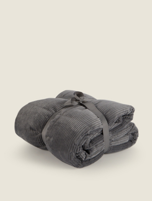 Throws u0026 Blankets - Fleece, Faux Fur u0026 More | George at ASDA
