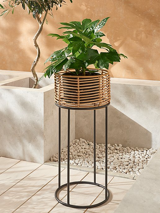 Brown Rattan Flower Pot Planter with Metal Stand