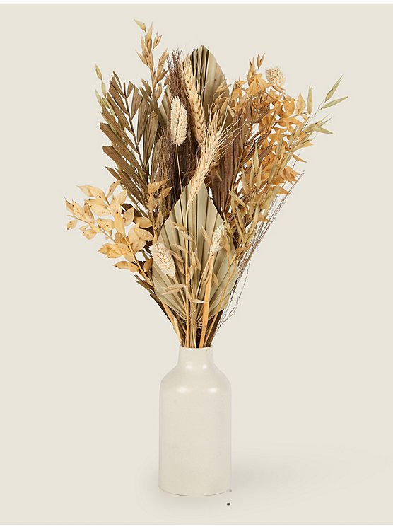 Natural dried flowers