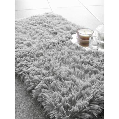 Catherine Lansfield Silver Grey Cuddly Deep Pile Faux Fur Bath Mat - 50x80cm / Grey