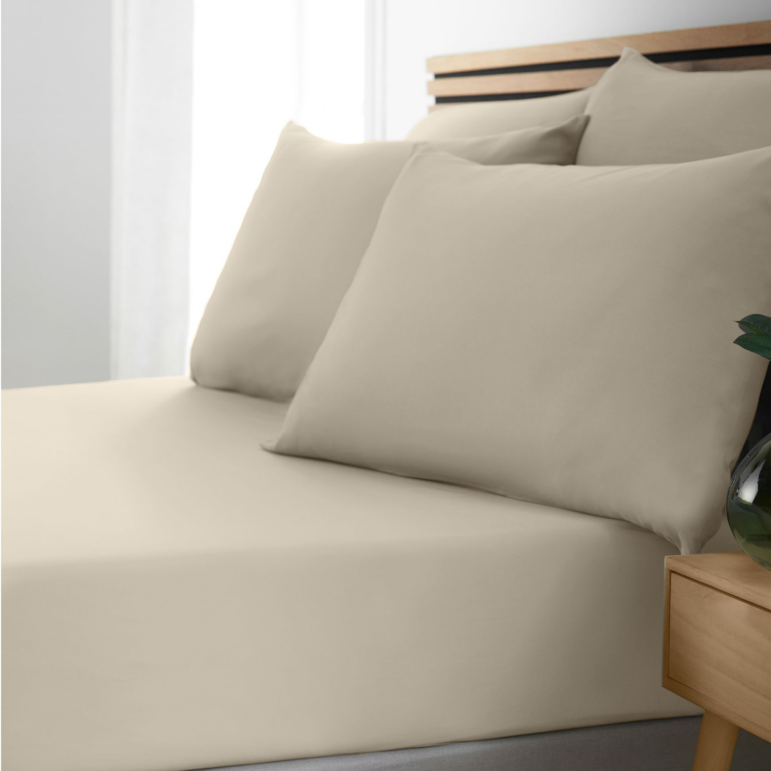 Cat Natural Catherine Lansfield So Soft Non-Iron Fitted Sheet