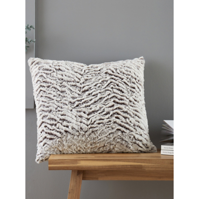 Catherine Lansfield Wolf 43cm x 43cm Cushion in Grey | Size: 43 cm x 43 cm