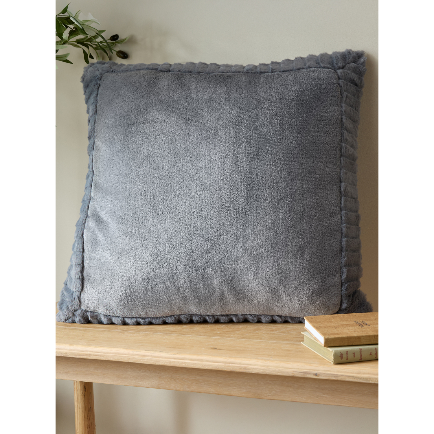Cat Charcoal Grey Catherine Lansfield Charcoal Velvet And Faux Fur Cushion
