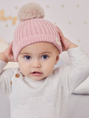 infant bobble hat