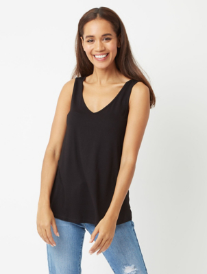 black baggy vest top