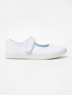 white plimsolls