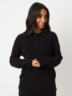 black chunky jumper
