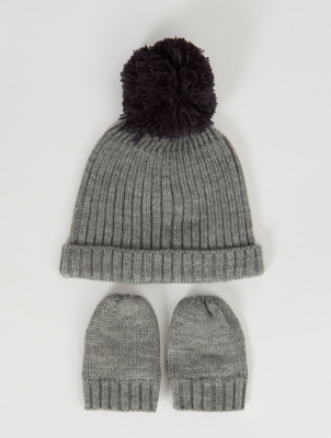 baby bobble hat and mittens