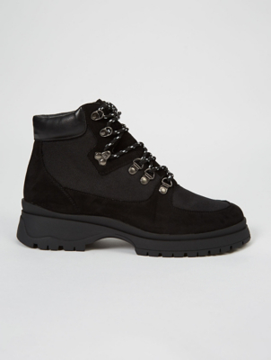 chunky black hiker boots