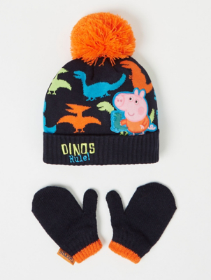 peppa pig hat and mittens