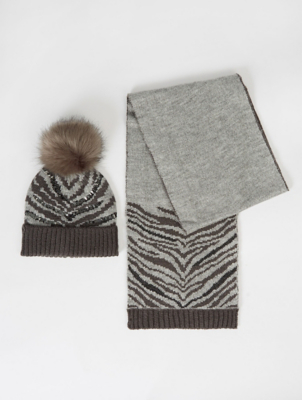 grey bobble hat and scarf