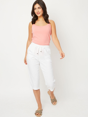 white cropped trousers ladies